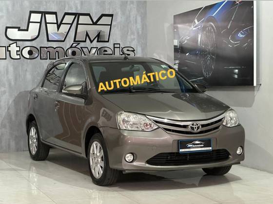 TOYOTA ETIOS 1.5 XLS SEDAN 16V FLEX 4P AUTOMÁTICO